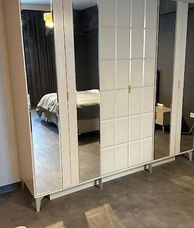 Wonderful Flat Near Akbati Mall 아파트 *