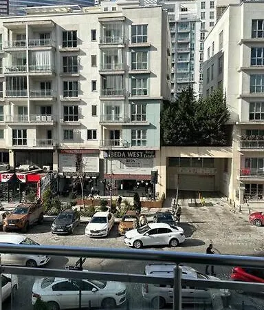 Wonderful Flat Near Akbati Mall Διαμέρισμα