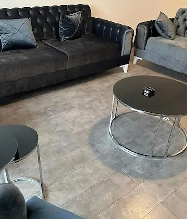 Διαμέρισμα Wonderful Flat Near Akbati Mall